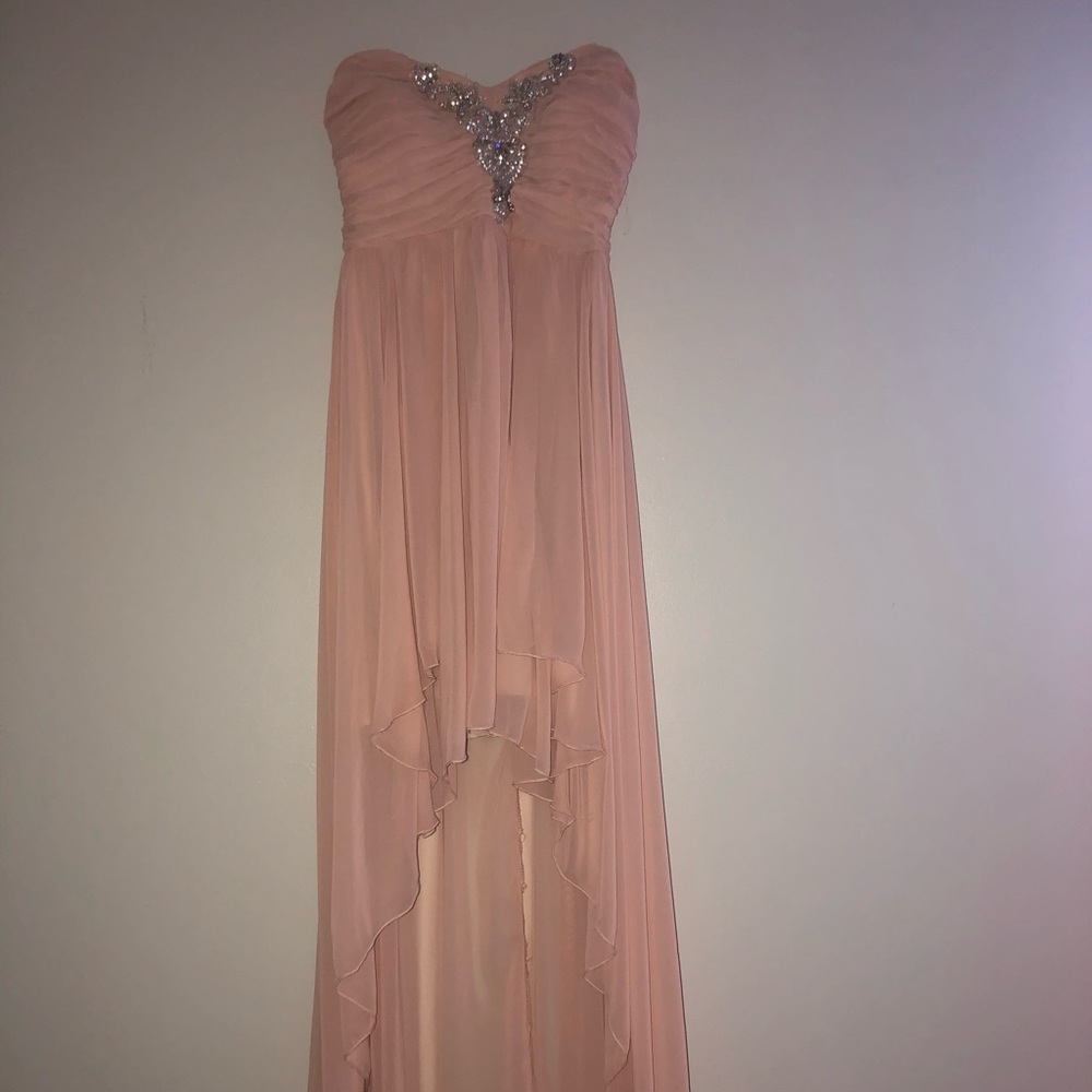 Gorgeous winter formal or fancy dress!